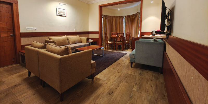 Executive Cottage /website/images/rooms/presidential-suite/presidential-suite-1.jpg